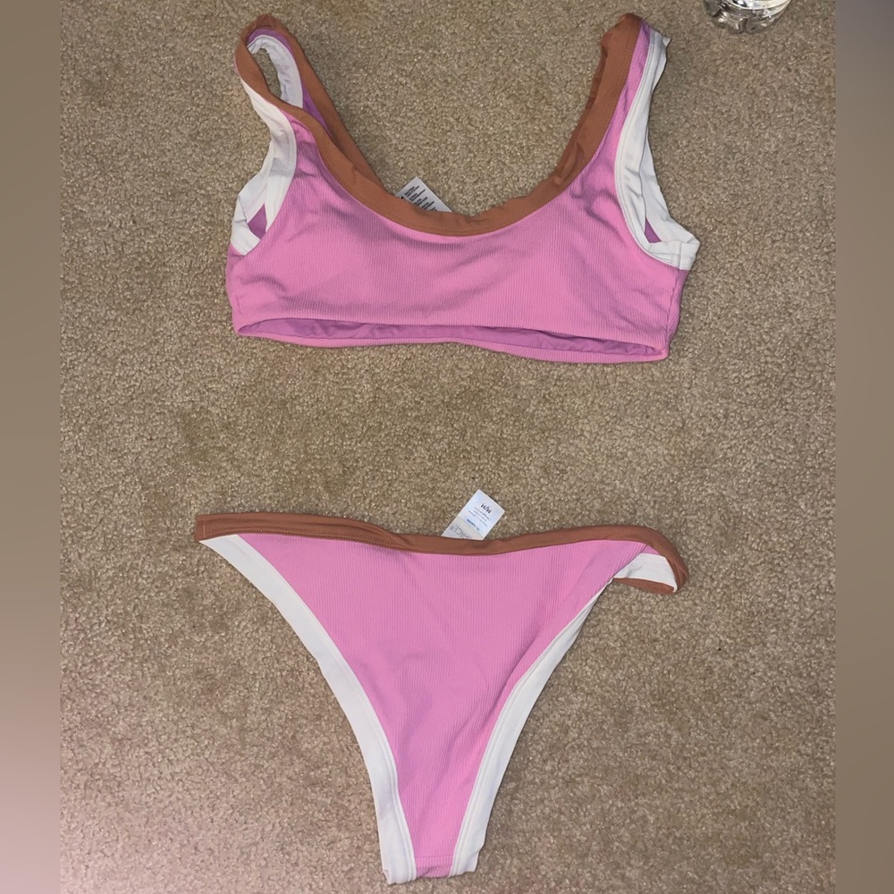 LSPACE bathing suite - Picture 3 of 3
